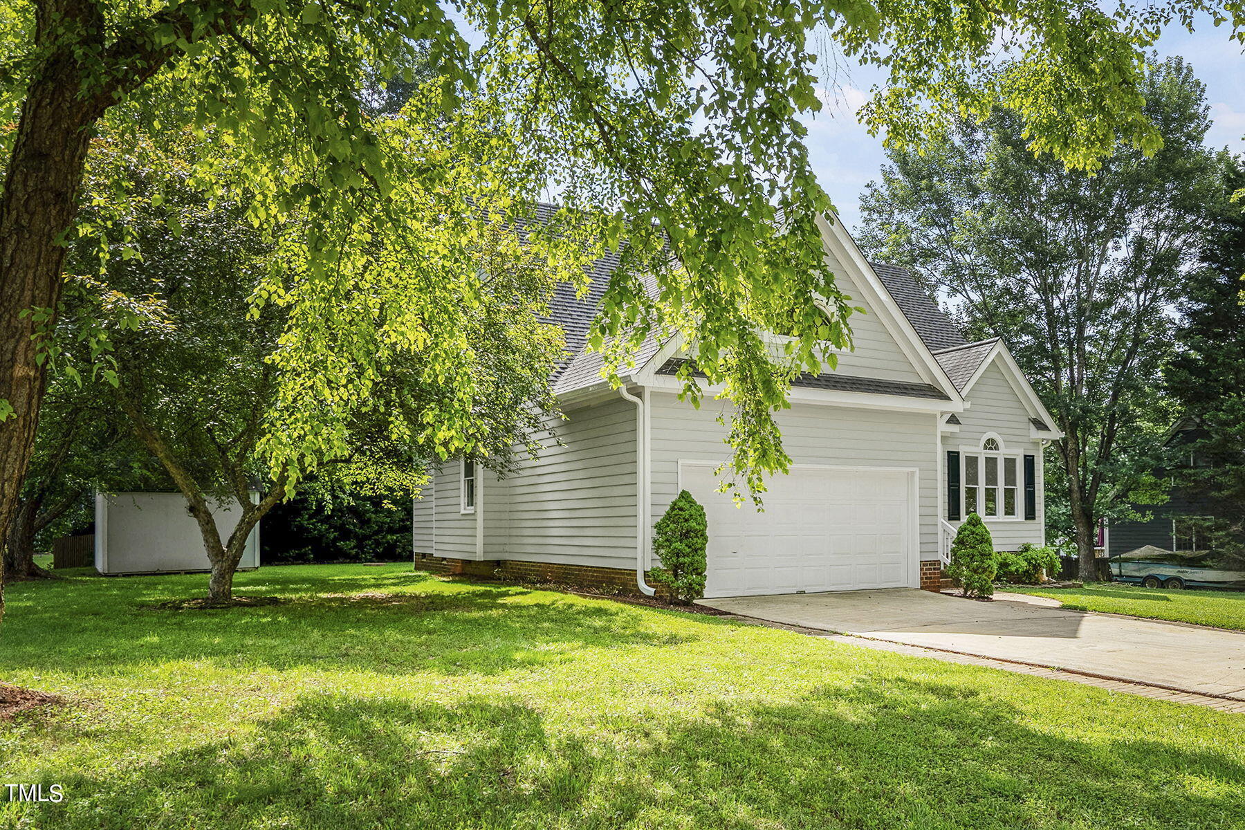 1248 Hillingdon Way Raleigh, NC 27614 - Photo 3 of 32 3-web-or-mls-1248 Hillingdon Way-3
