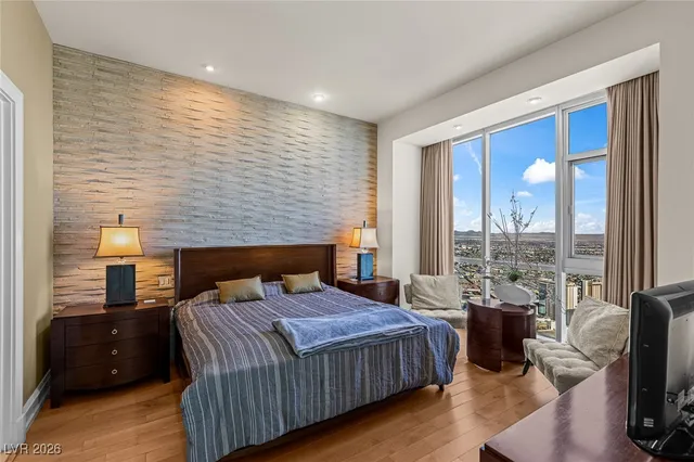 $10,000 | 2700 South Las Vegas Boulevard, Unit 4304, Las Vegas, NV 89109