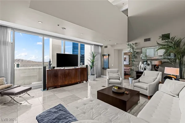 $9,500 | 2700 South Las Vegas Boulevard, Unit 4304, Las Vegas, NV 89109