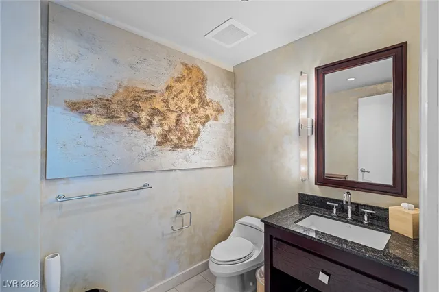 $10,000 | 2700 South Las Vegas Boulevard, Unit 4304, Las Vegas, NV 89109