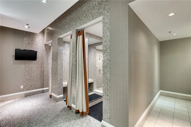 $10,000 | 2700 South Las Vegas Boulevard, Unit 4304, Las Vegas, NV 89109