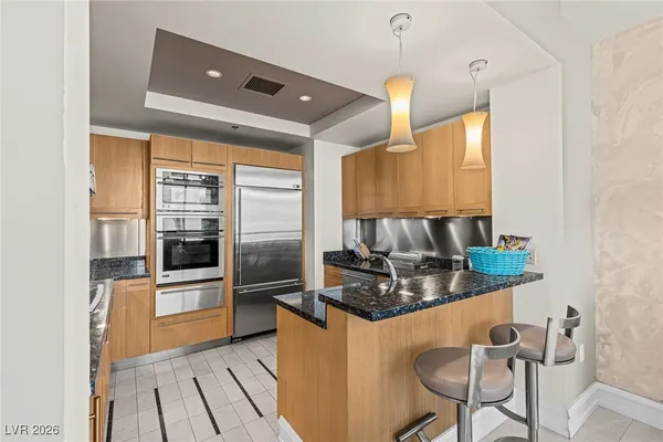$9,500 | 2700 South Las Vegas Boulevard, Unit 4304, Las Vegas, NV 89109