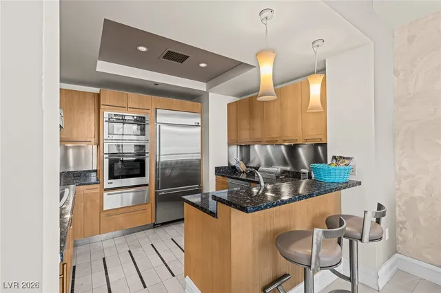 $10,000 | 2700 South Las Vegas Boulevard, Unit 4304, Las Vegas, NV 89109