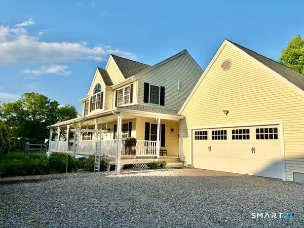 $715,000 | 23 Swan Lane, Groton, CT 06355