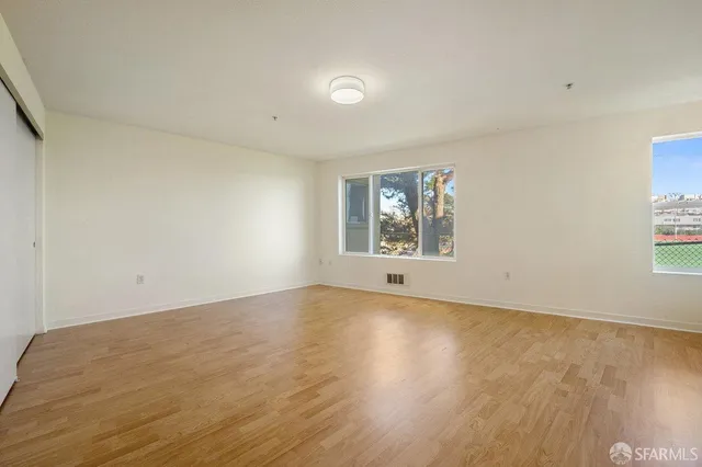 $499,000 | 901 Bayshore Boulevard, Unit 307, San Francisco, CA 94124