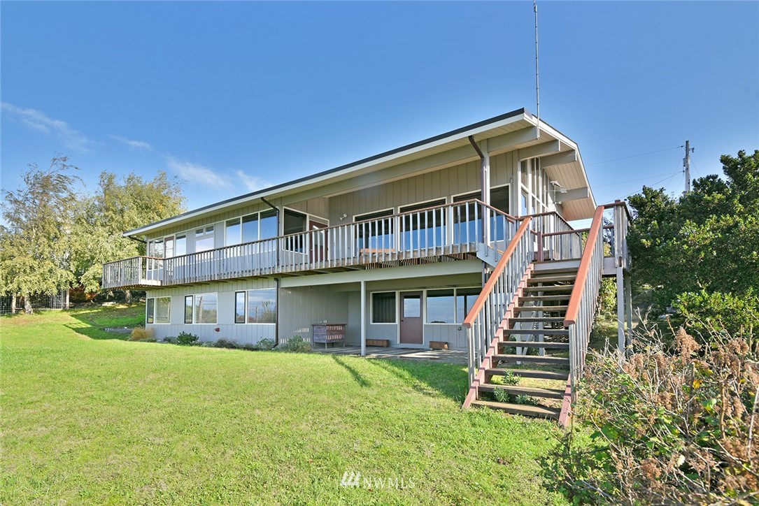 141 Victoria Loop Port Townsend, WA 98368 - Photo 1 of 31 Gallery Image 1