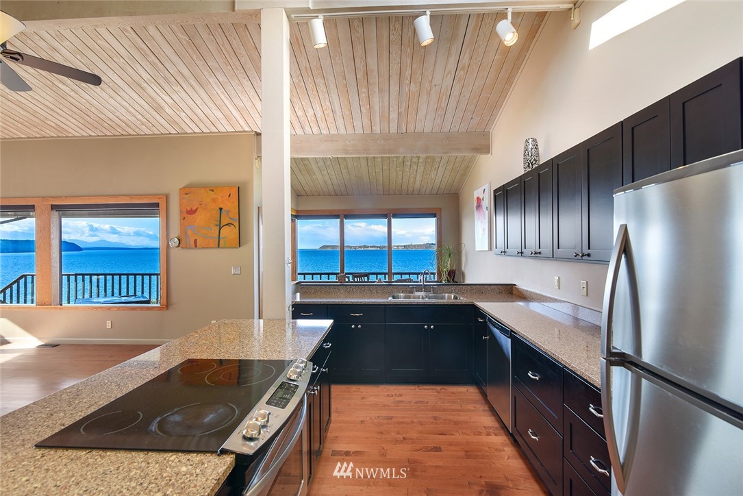 141 Victoria Loop Port Townsend, WA 98368 - Photo 5 of 31 Gallery Image 5