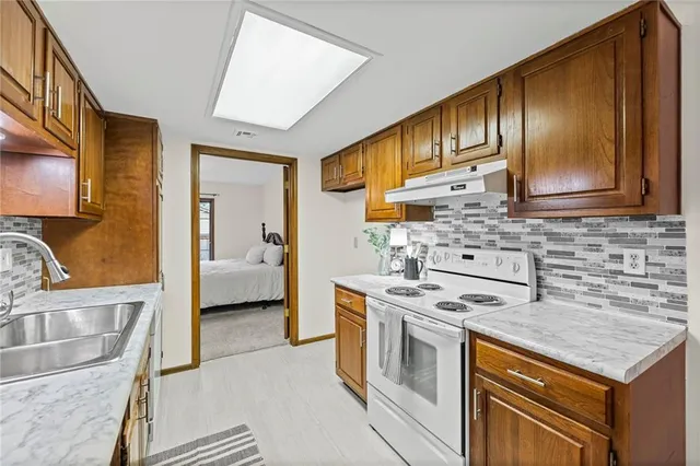 $145,000 | 503 North Jenkins Boulevard, Raymore, MO 64083