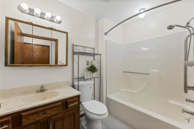 $145,000 | 503 North Jenkins Boulevard, Raymore, MO 64083