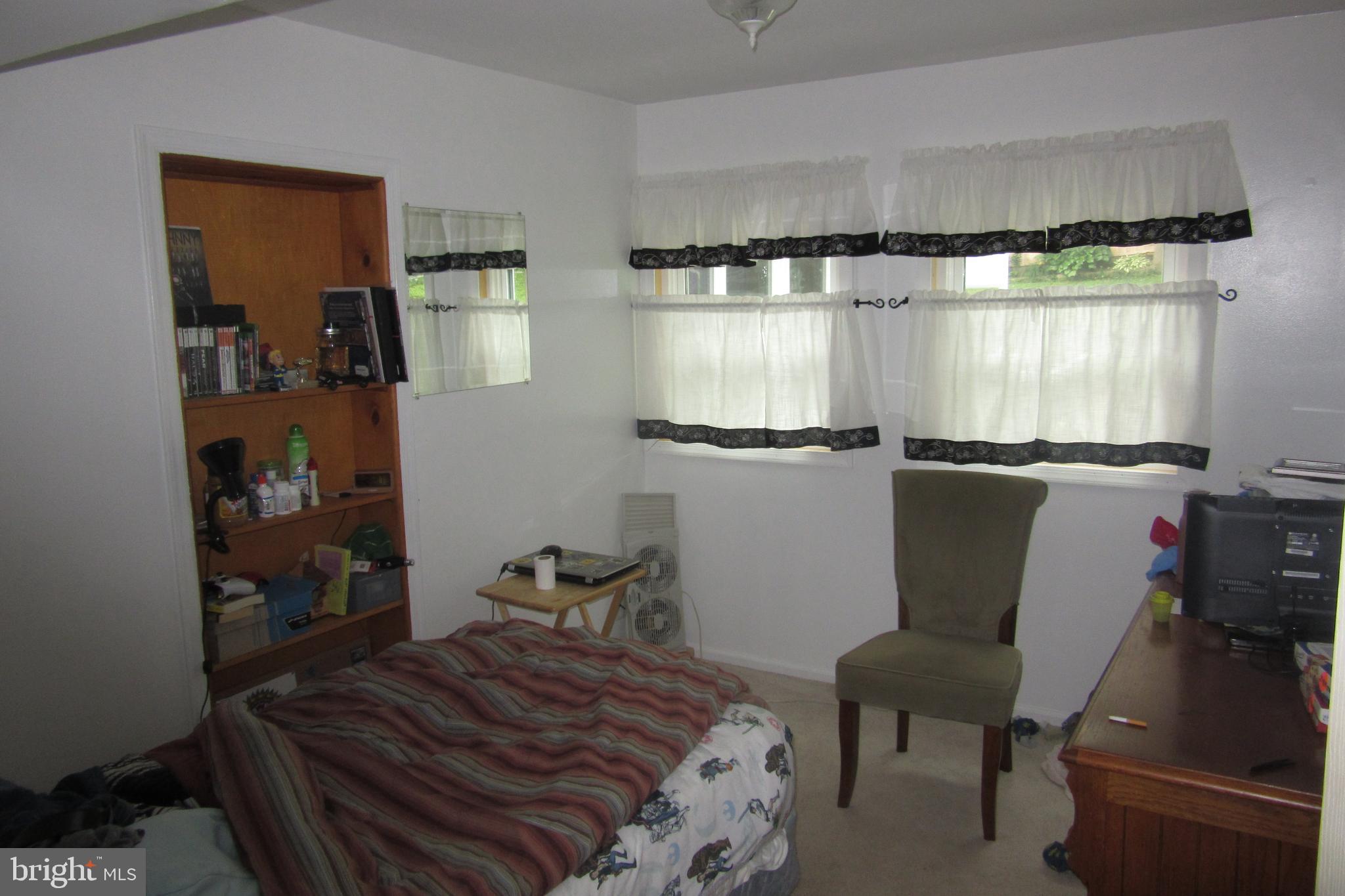 233 Trenton Road Fairless Hills, PA 19030 - Photo 10 of 23 Gallery Image 10
