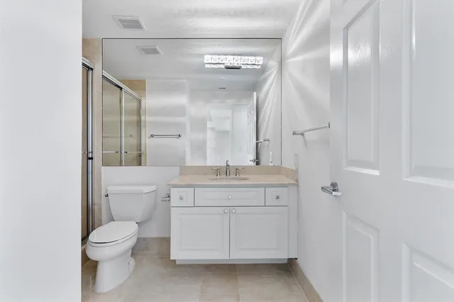 $1,375,000 | 3100 North Ocean Boulevard, Unit 1206, Fort Lauderdale, FL 33308