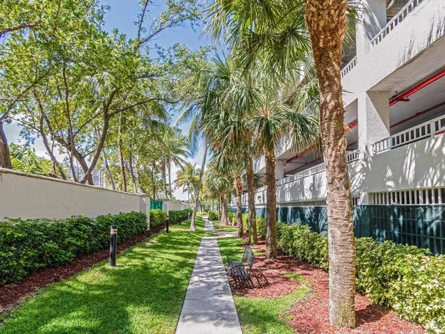 $1,375,000 | 3100 North Ocean Boulevard, Unit 1206, Fort Lauderdale, FL 33308