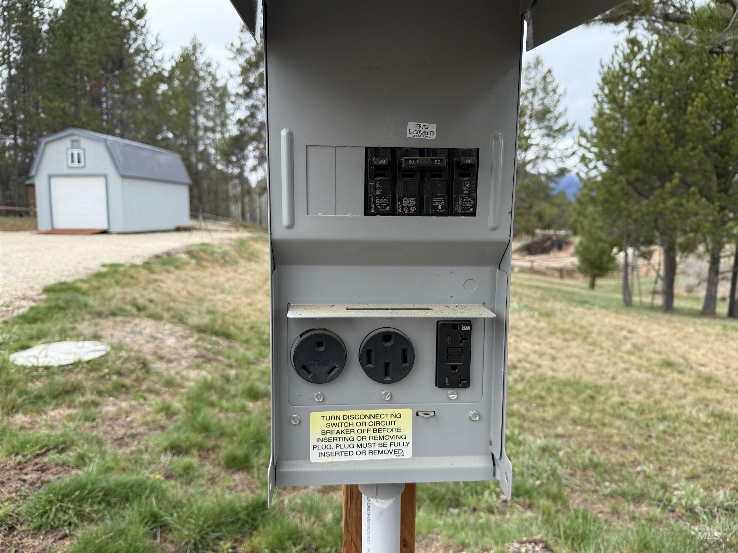 13 Nugget Drive Cascade, ID 83611 - Photo 17 of 30