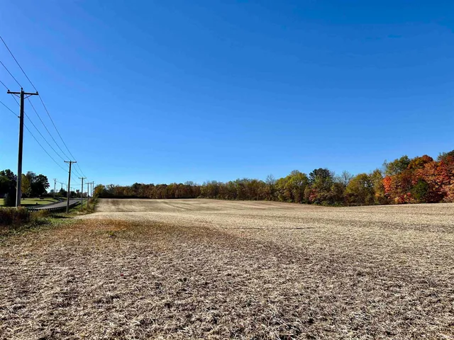 $750,000 | 3798 County Rd S 100 West, Hartford City, IN 47348