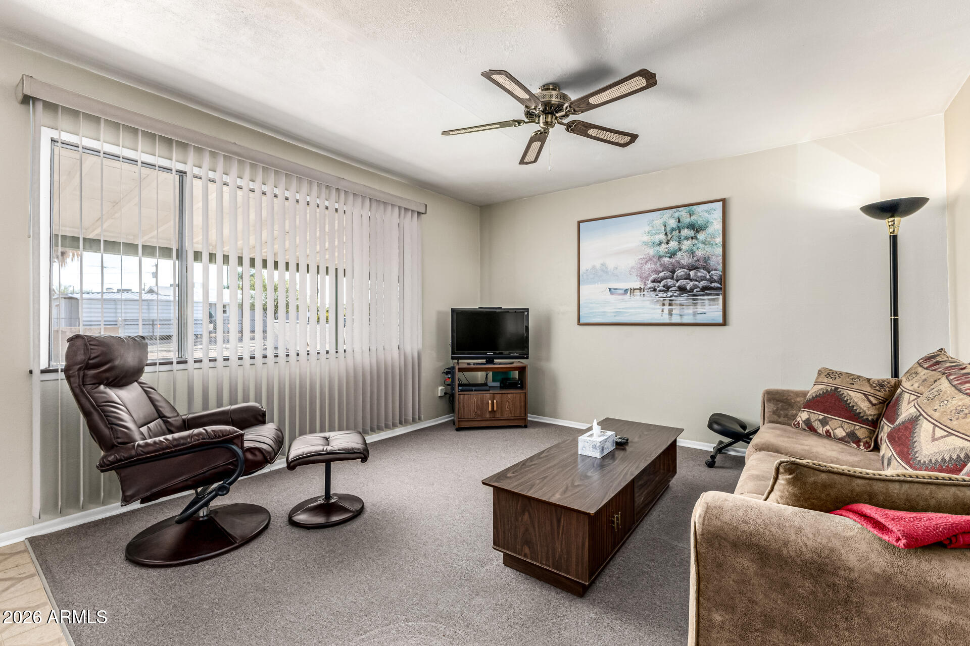 700 North Victory Drive Apache Junction, AZ 85120 - Photo 9 of 28 a living room with furniture