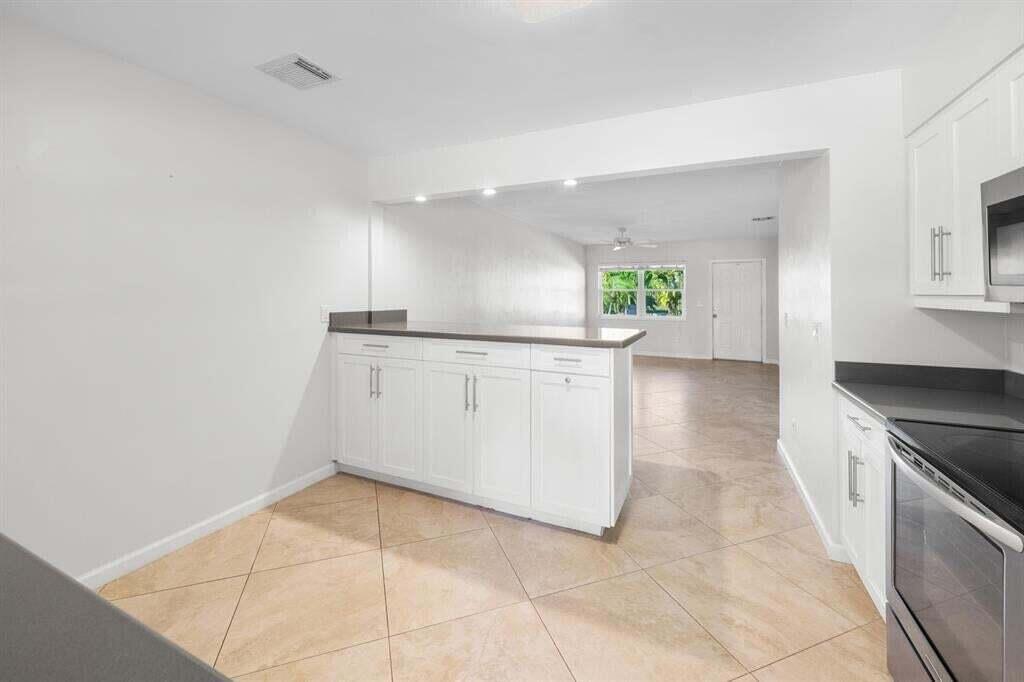 3801 Northeast 22nd Terrace, Unit 2 Lighthouse Point, FL 33064 - Photo 5 of 19