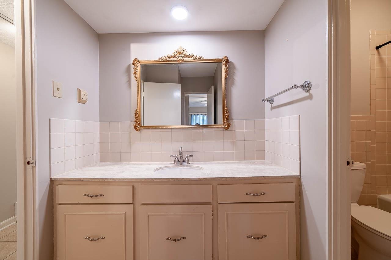 409 South Perkins Road, Unit 3 Memphis, TN 38117 - Photo 11 of 23 Gallery Image 11