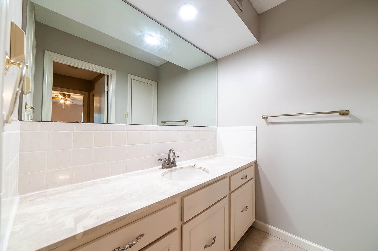 409 South Perkins Road, Unit 3 Memphis, TN 38117 - Photo 17 of 23 Gallery Image 17