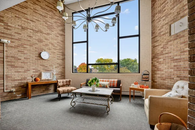 $132,900 | 2700 Oxford Street North, Unit 135, St. Paul, MN 55113