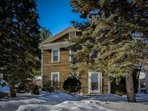 13 Ruggles Street Westborough, MA 01581 - Photo 4 of 30 Gallery Image 4