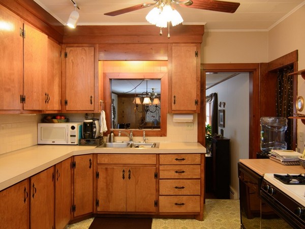 13 Ruggles Street Westborough, MA 01581 - Photo 8 of 30 Gallery Image 8