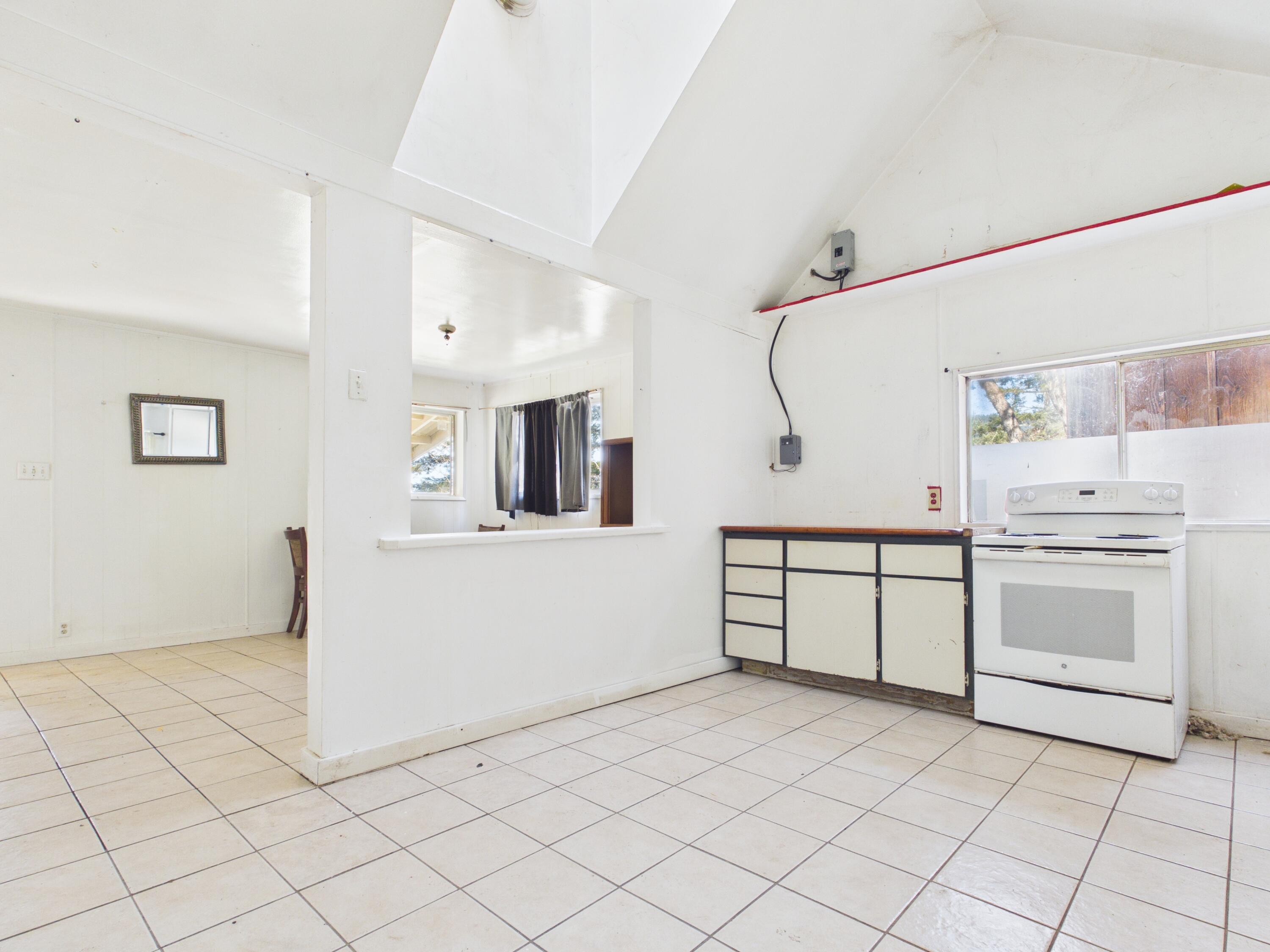 140 Old Bluff Road Zenia, CA 95595 - Photo 13 of 52