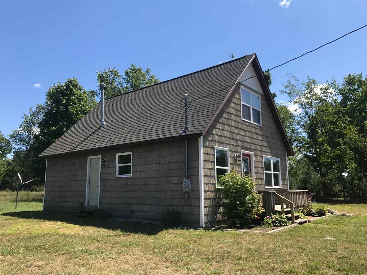 261 South Weldon Road Beulah, MI 49617 - Photo 2 of 15 1836704-1.JPG
