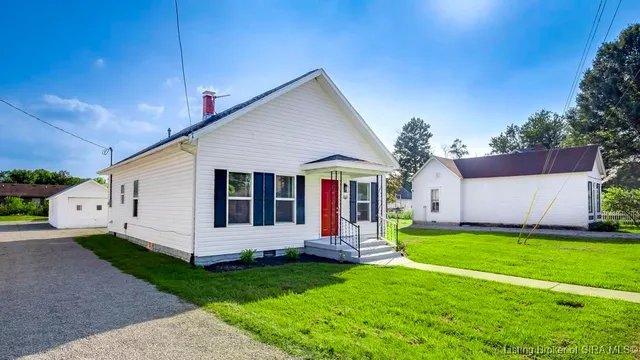 $199,000 | 908 Main Street, Memphis, IN 47143