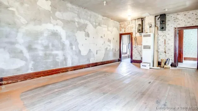 $199,000 | 908 Main Street, Memphis, IN 47143