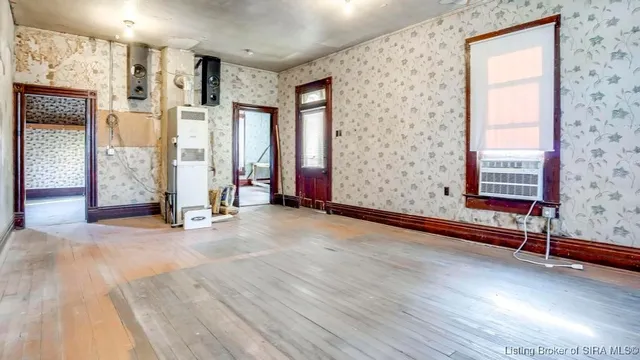 $199,000 | 908 Main Street, Memphis, IN 47143