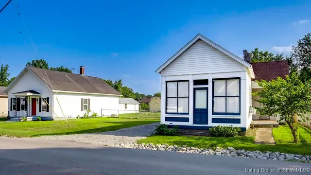$199,000 | 908 Main Street, Memphis, IN 47143