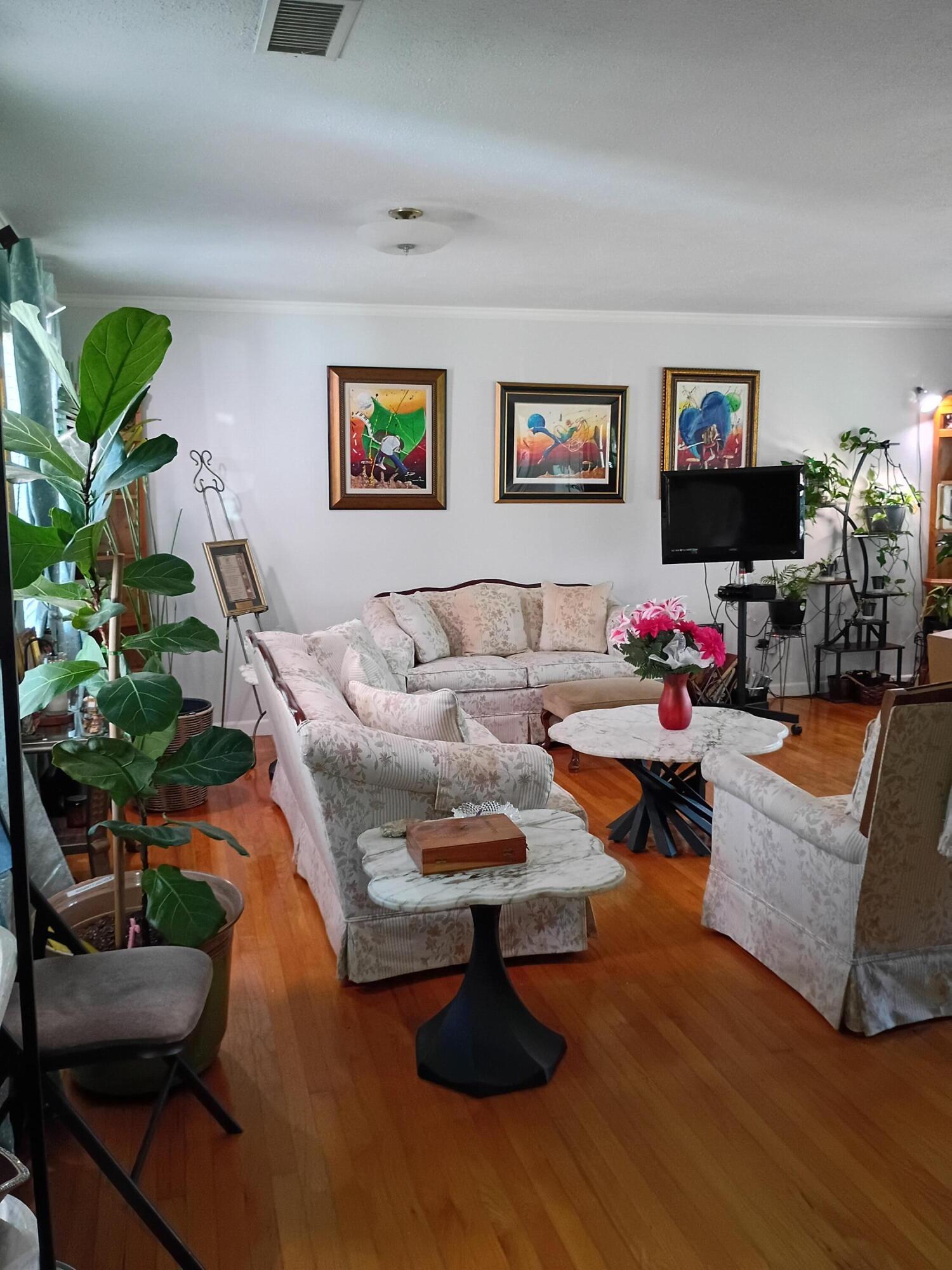 230 Otis Road Walterboro, SC 29488 - Photo 6 of 53 IMG_20250825_112638864_HDR