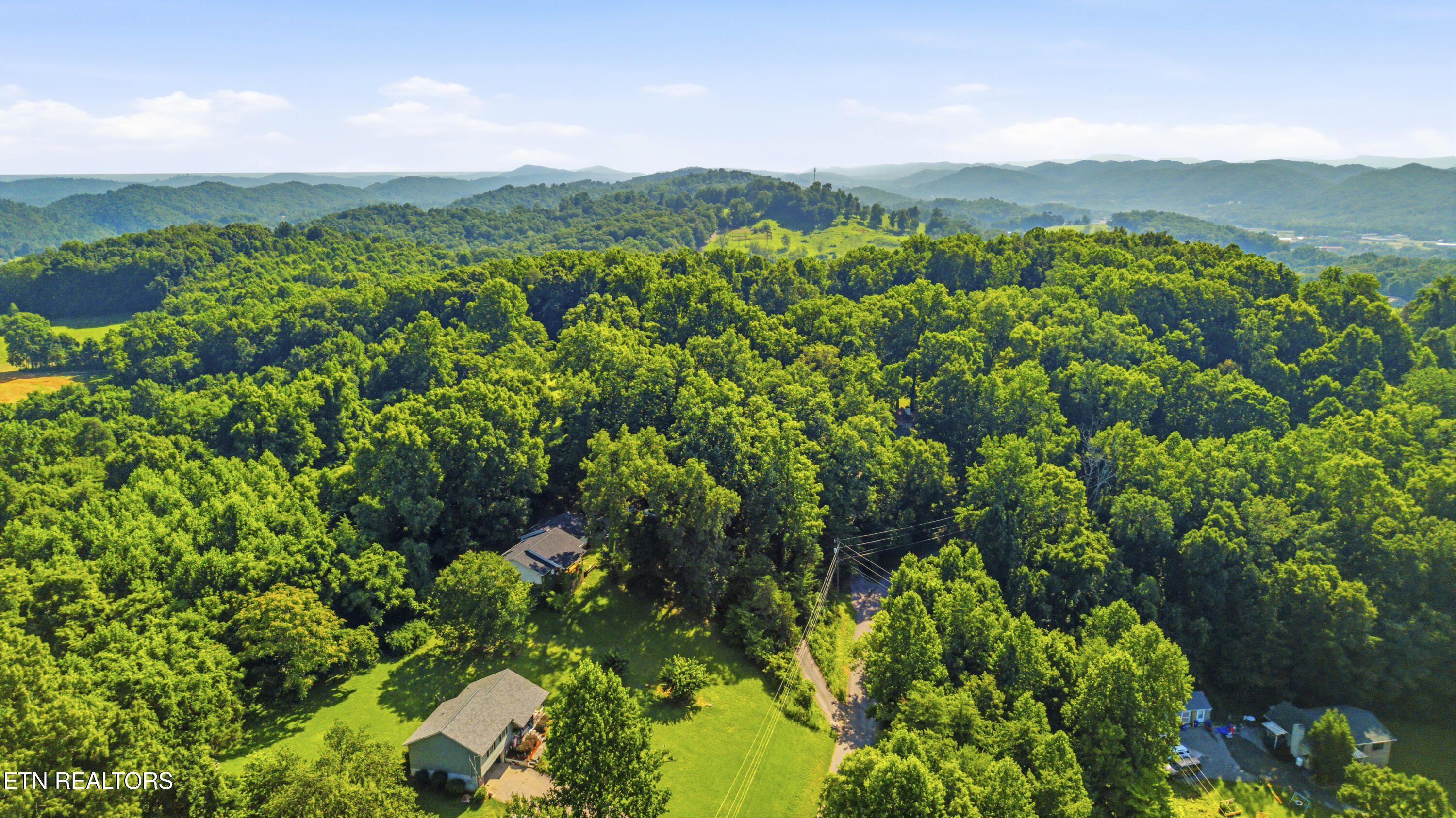 205 Booker Road Maynardville, TN 37807 - Photo 6 of 24 DJI_20260703101552_0254_D