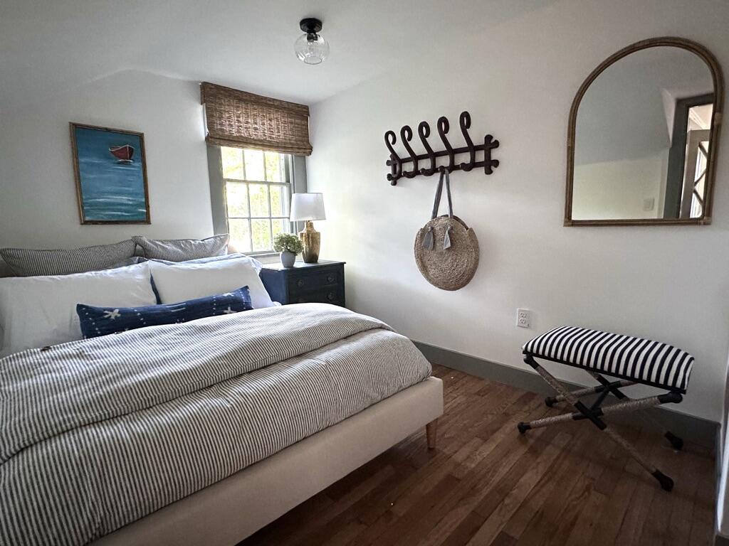 4 Dunaskin Road Centerville, MA 02632 - Photo 22 of 27 a bedroom with bed and a window