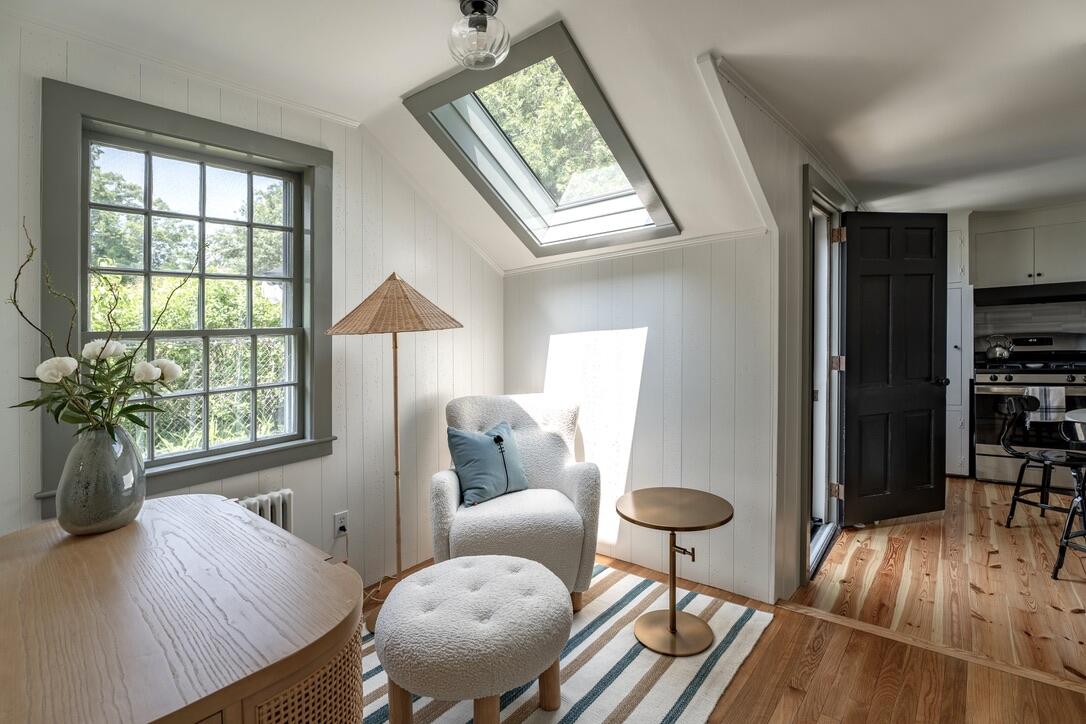 4 Dunaskin Road Centerville, MA 02632 - Photo 10 of 27 a living room with furniture and a table