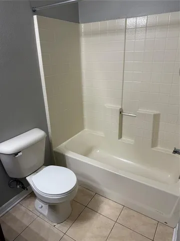 $1,995 | 15776 Fishhawk Falls Drive, Lithia, FL 33547