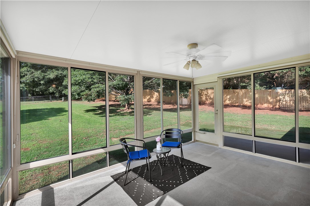 1402 Stonehurst Road Anderson, SC 29621 - Photo 8 of 26