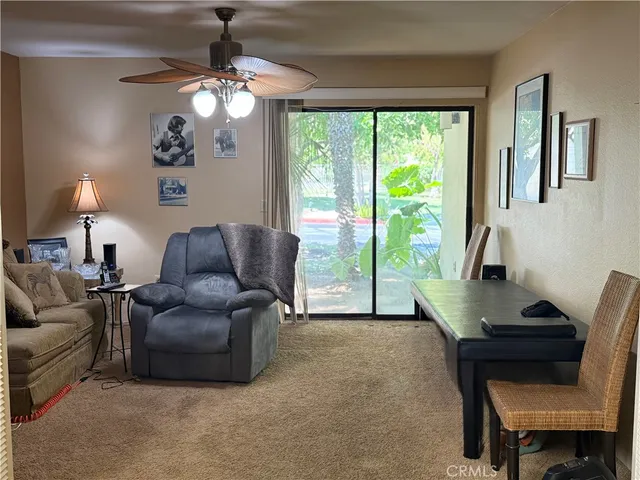 $575,000 | 255 East Avenida Granada, Unit 915, Palm Springs, CA 92264