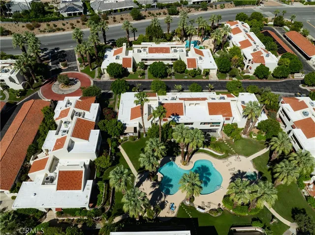 $575,000 | 255 East Avenida Granada, Unit 915, Palm Springs, CA 92264