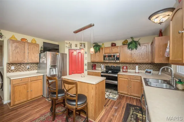 $299,900 | 47 Westhaven Meadows Drive, Belleville, IL 62220