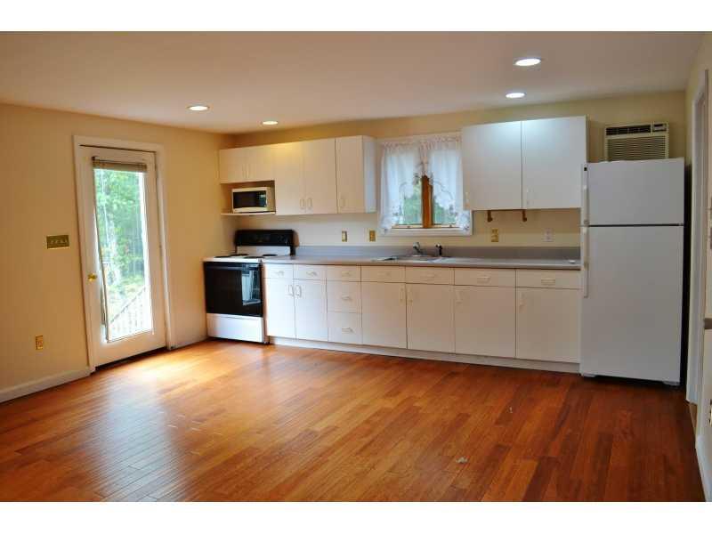 4 Harding Way Kennebunk, ME 04043 - Photo 17 of 19 Kitchen. How s this for an expansive...