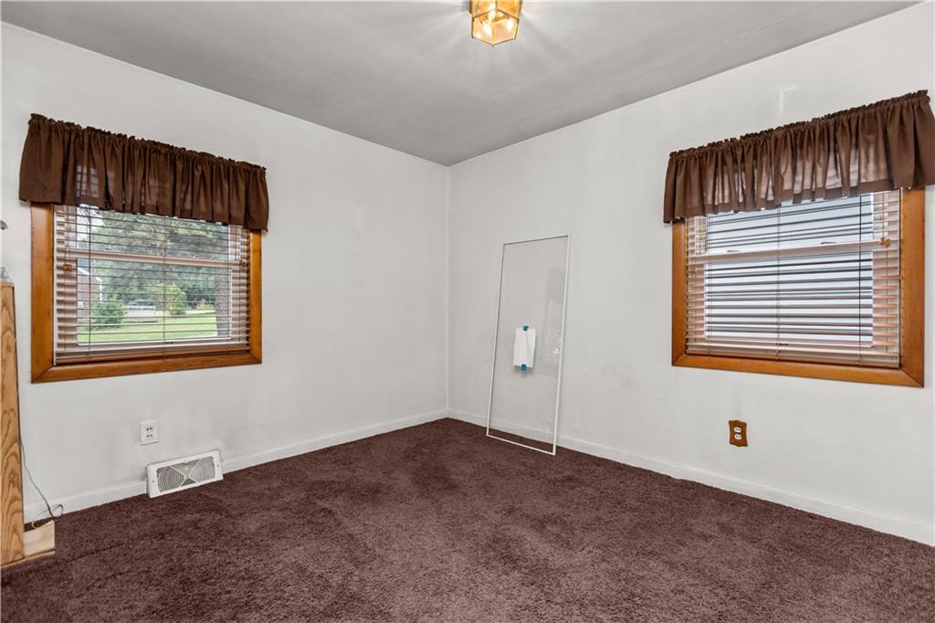 105 Campmeeting Road Clinton, PA 15026 - Photo 19 of 30 Gallery Image 19