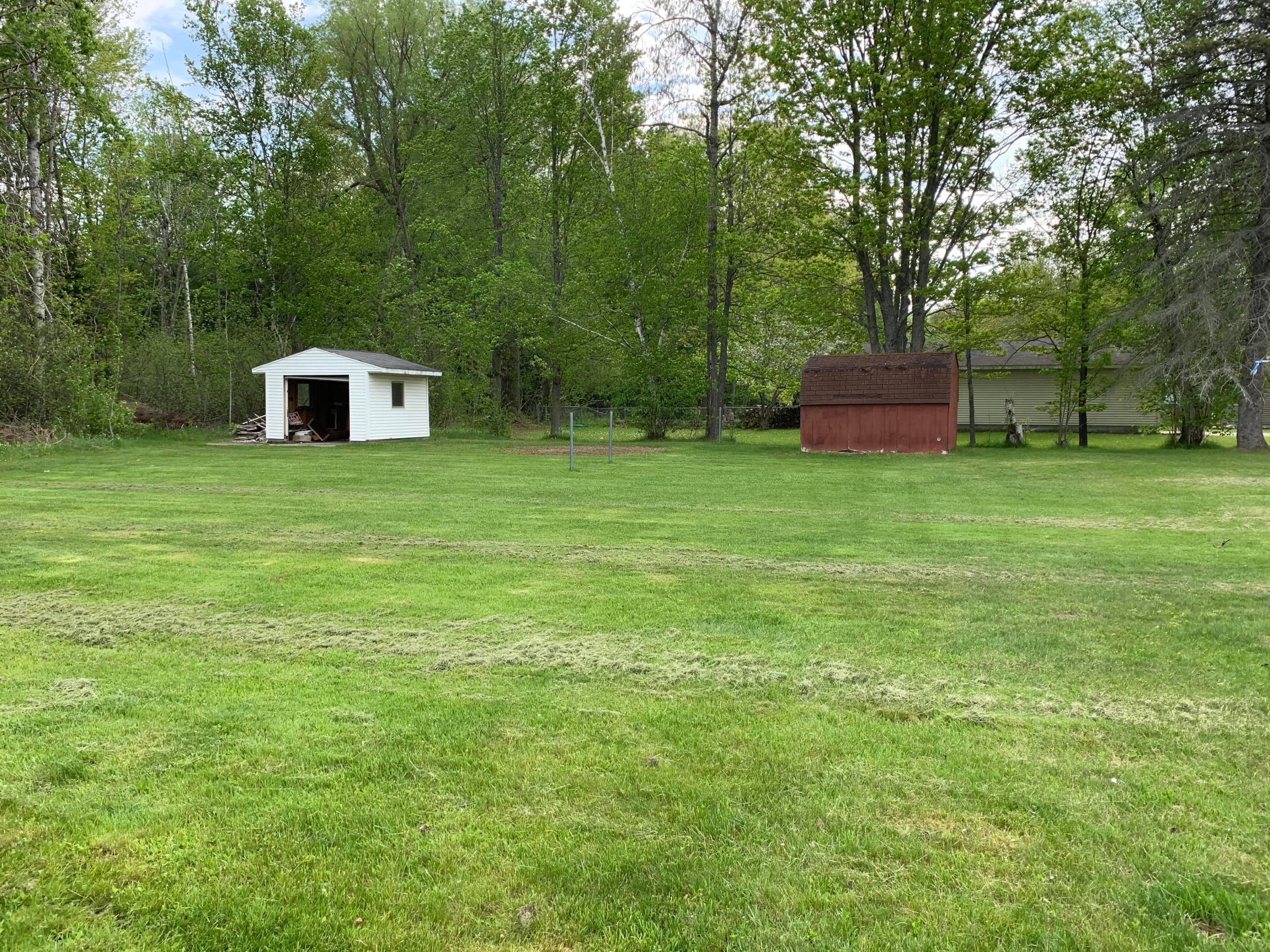1094 Birch Road Alpena, MI 49707 - Photo 3 of 26 Gallery Image 3