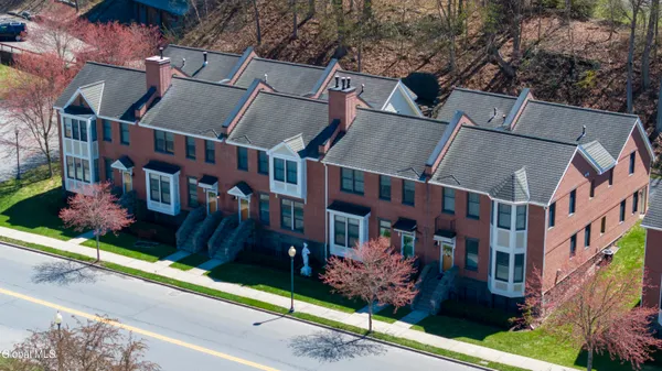 $34,000 | 164 High Rock Avenue, Saratoga Springs, NY 12866