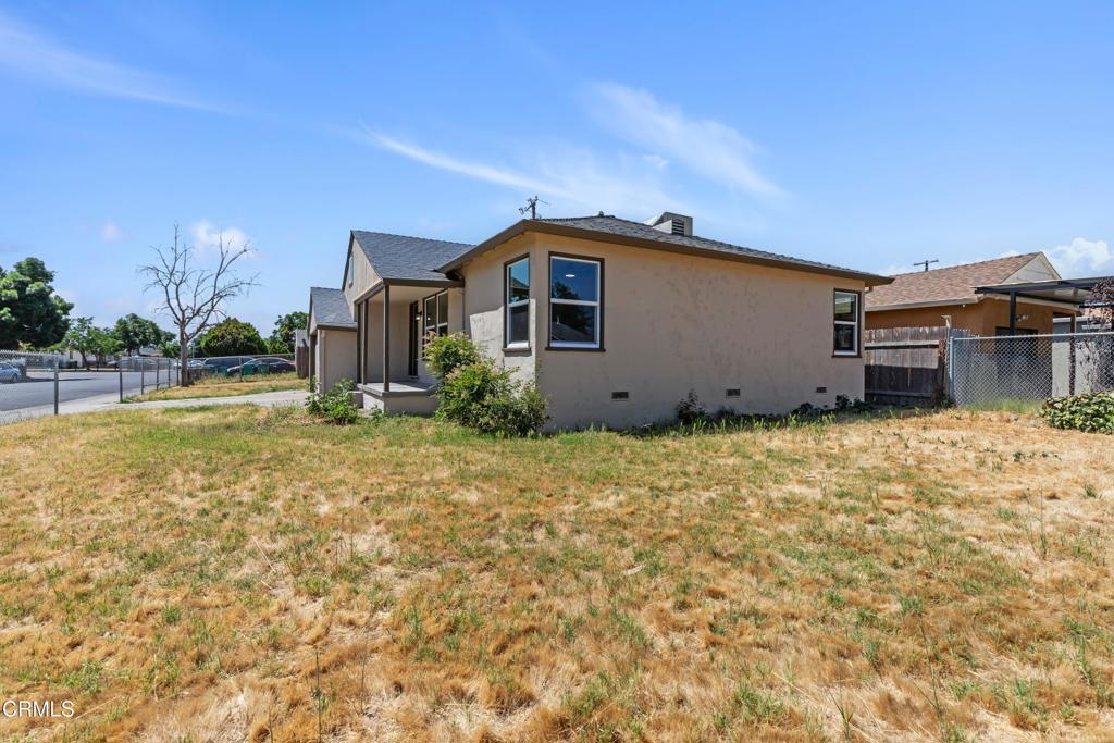 2121 Scribner Street Stockton, CA 95206 - Photo 23 of 30 6_img_7035