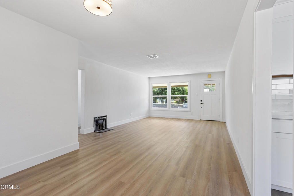 2121 Scribner Street Stockton, CA 95206 - Photo 6 of 30 10_img_7051