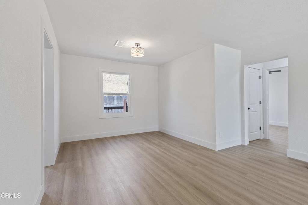 2121 Scribner Street Stockton, CA 95206 - Photo 7 of 30 12_img_7072