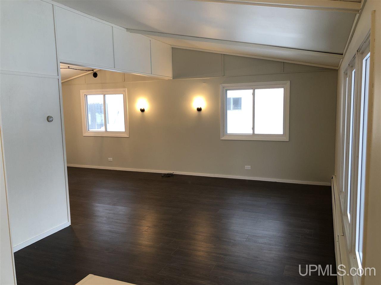 110 Seilo Avenue Ishpeming, MI 49849 - Photo 2 of 29 Gallery Image 2