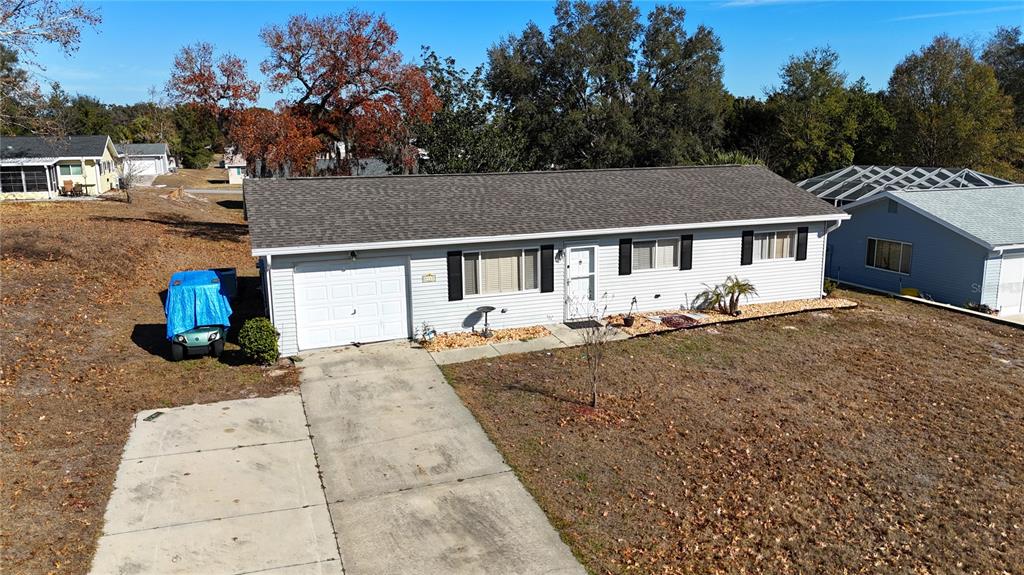 8465 Southwest 107th Lane Ocala, FL 34481 - Photo 2 of 26