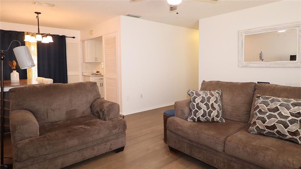 8465 Southwest 107th Lane Ocala, FL 34481 - Photo 5 of 26